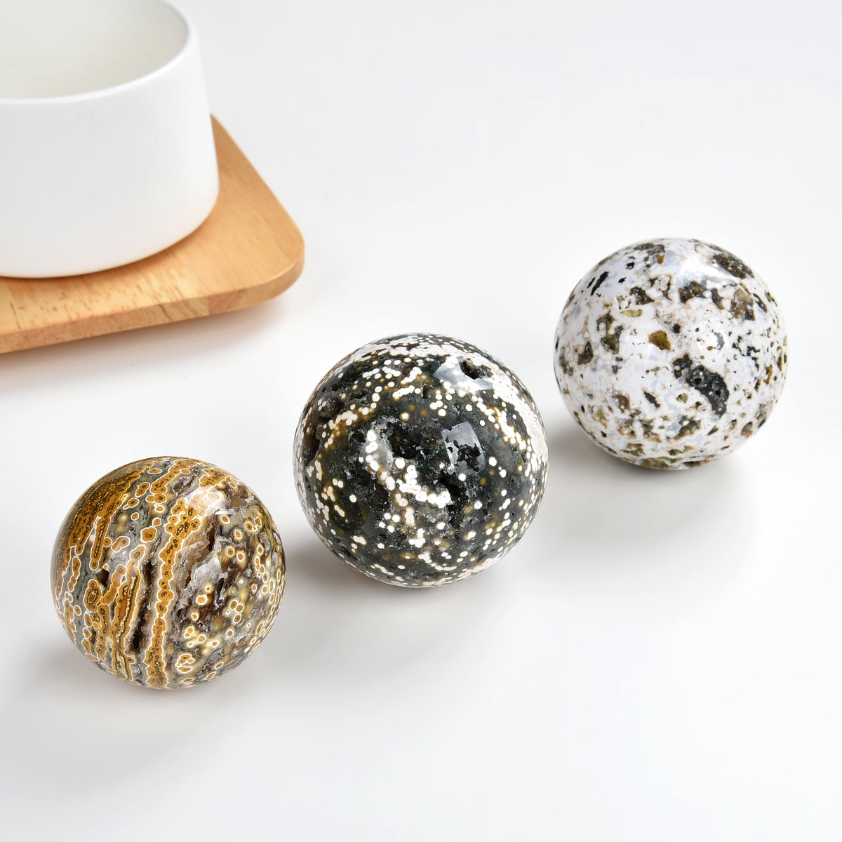 1kg Wholesale O Jasper Spheres, SPR4002OJ – GemDeal Co.