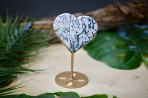 Moss Agate Heart on Stand Wholesale Natural Crystal Carving Healing Energy
